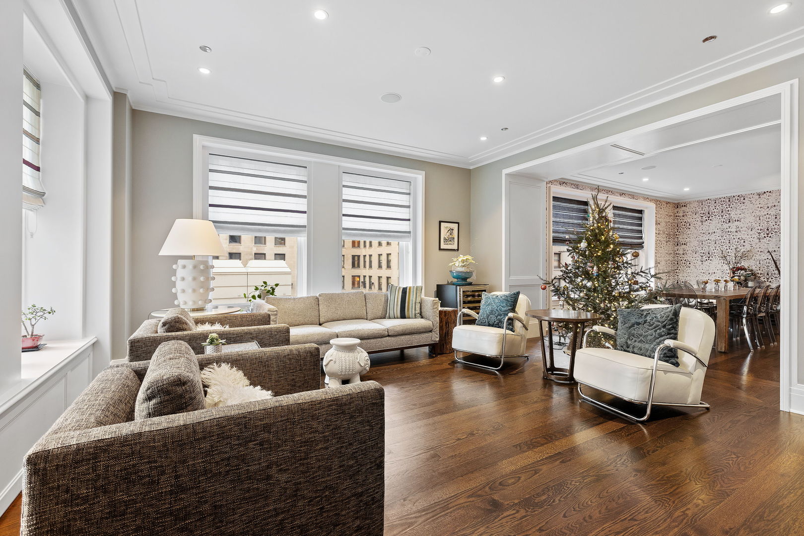159 East Walton Place Chicago IL 60611