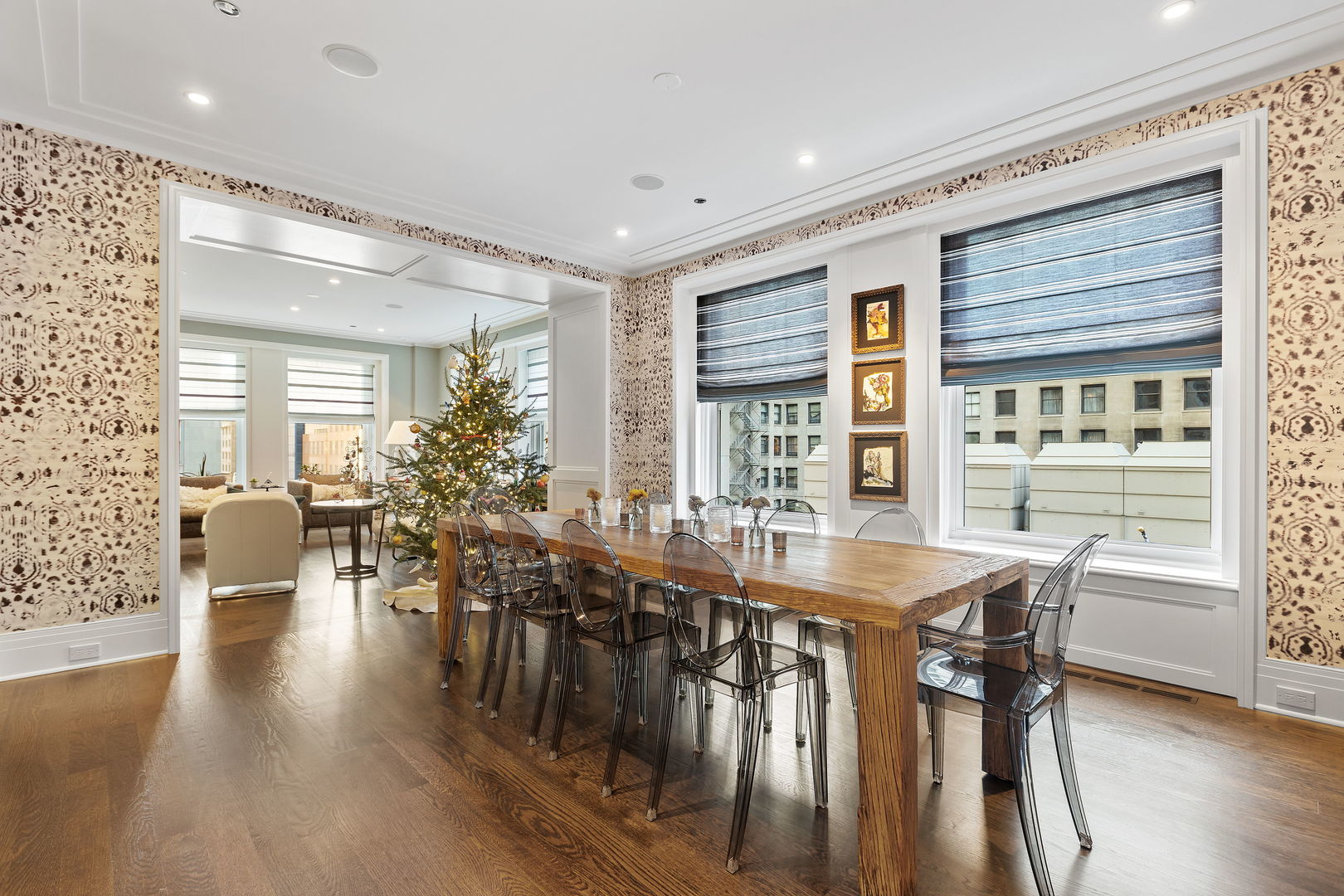 159 East Walton Place Chicago IL 60611