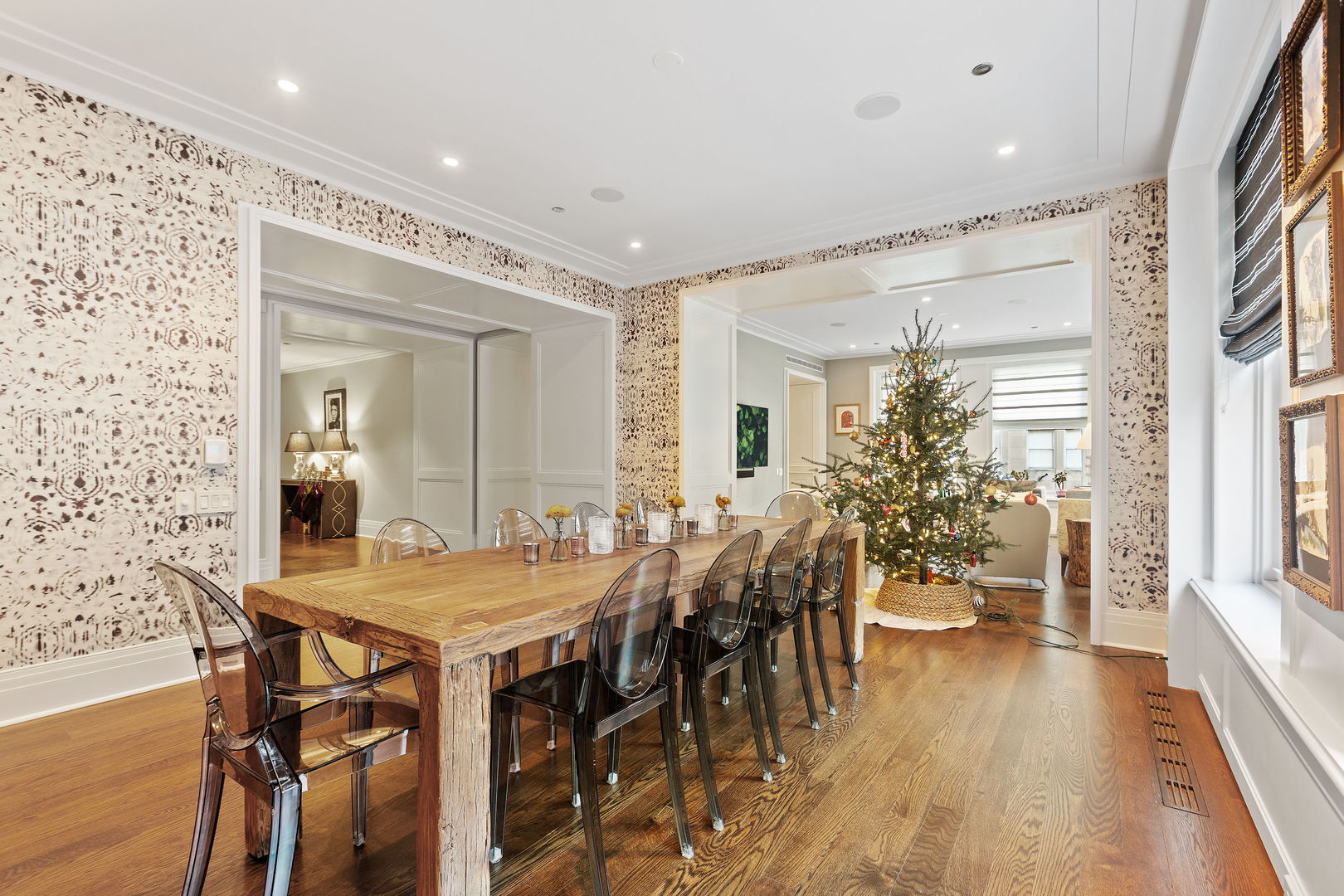 159 East Walton Place Chicago IL 60611