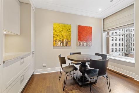 159 East Walton Place Chicago IL 60611