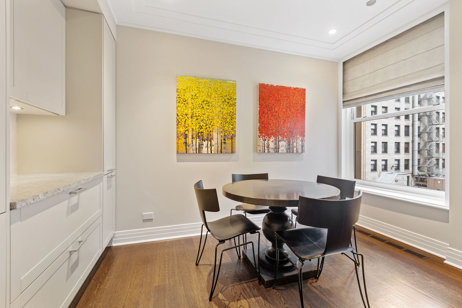 159 East Walton Place Chicago IL 60611