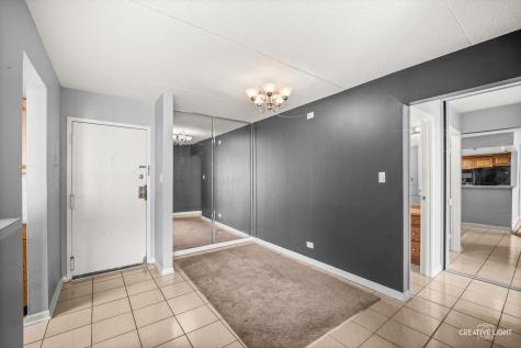 2015 South Finley Road Lombard IL 60148