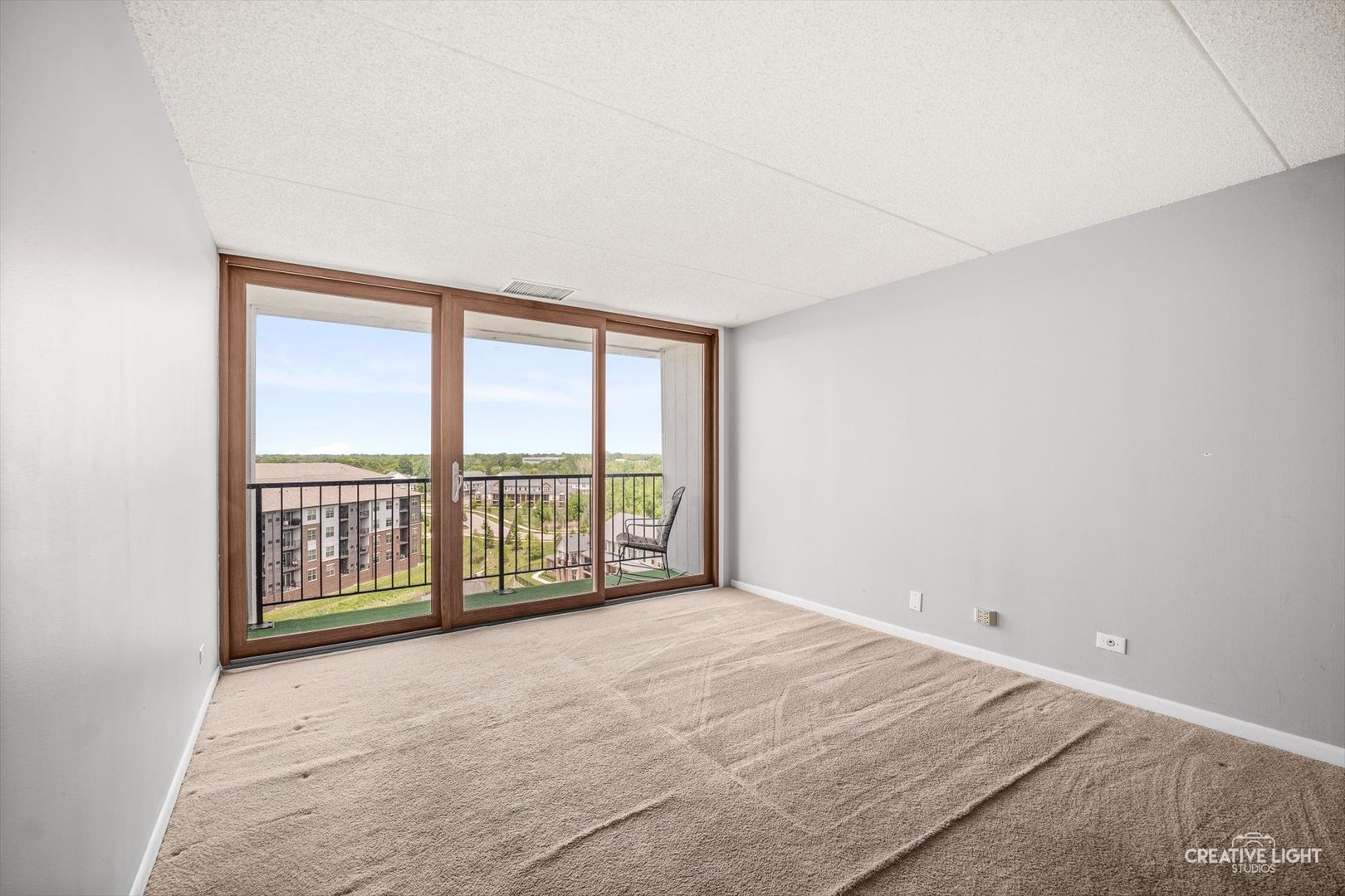 2015 South Finley Road Lombard IL 60148