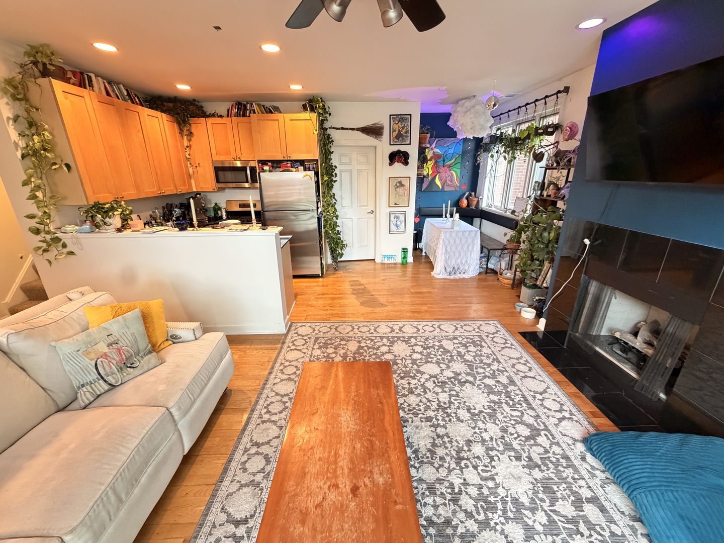 842 North Racine Avenue Chicago IL 60642