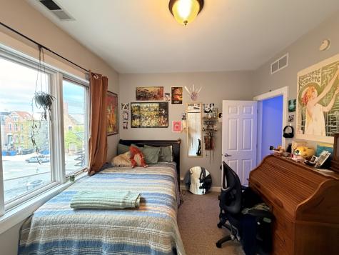 842 North Racine Avenue Chicago IL 60642