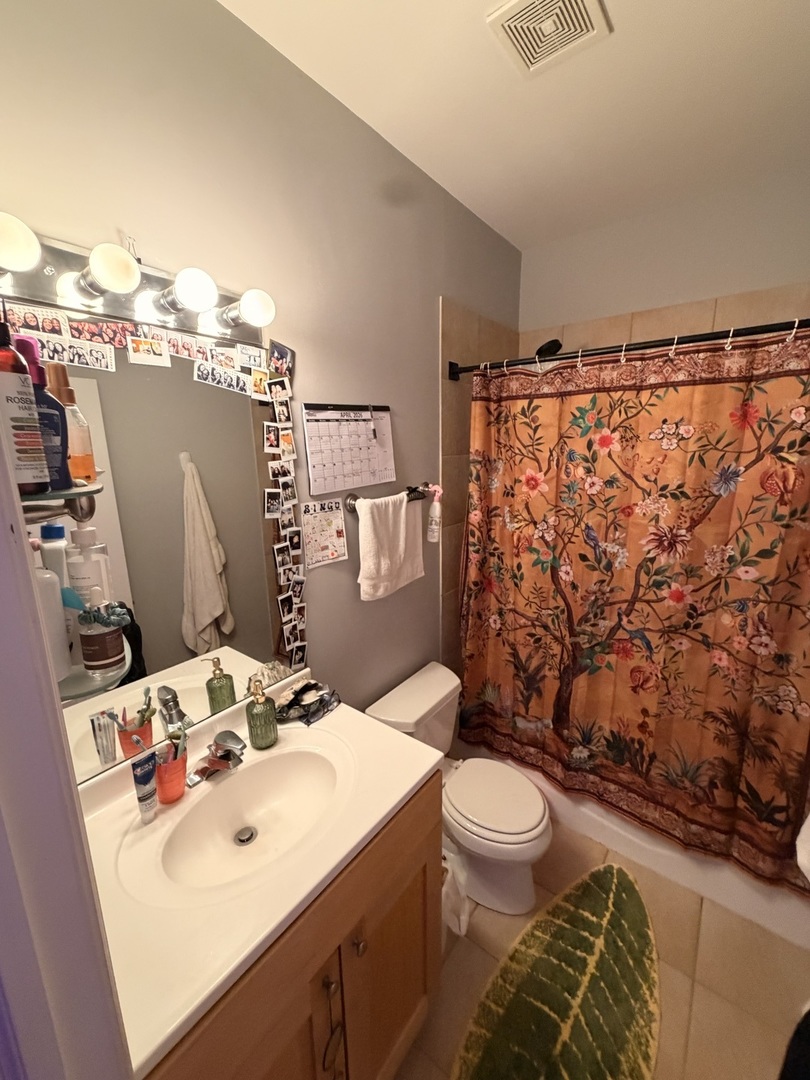 842 North Racine Avenue Chicago IL 60642