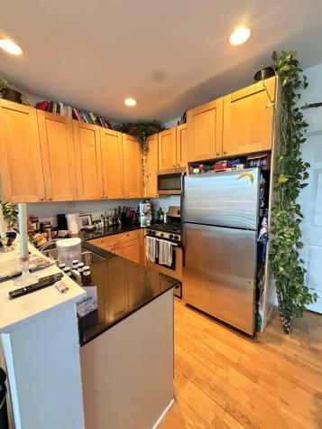 842 North Racine Avenue Chicago IL 60642