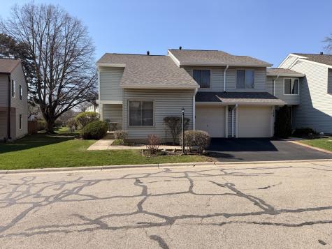 772 Colorado Court Carol Stream IL 60188