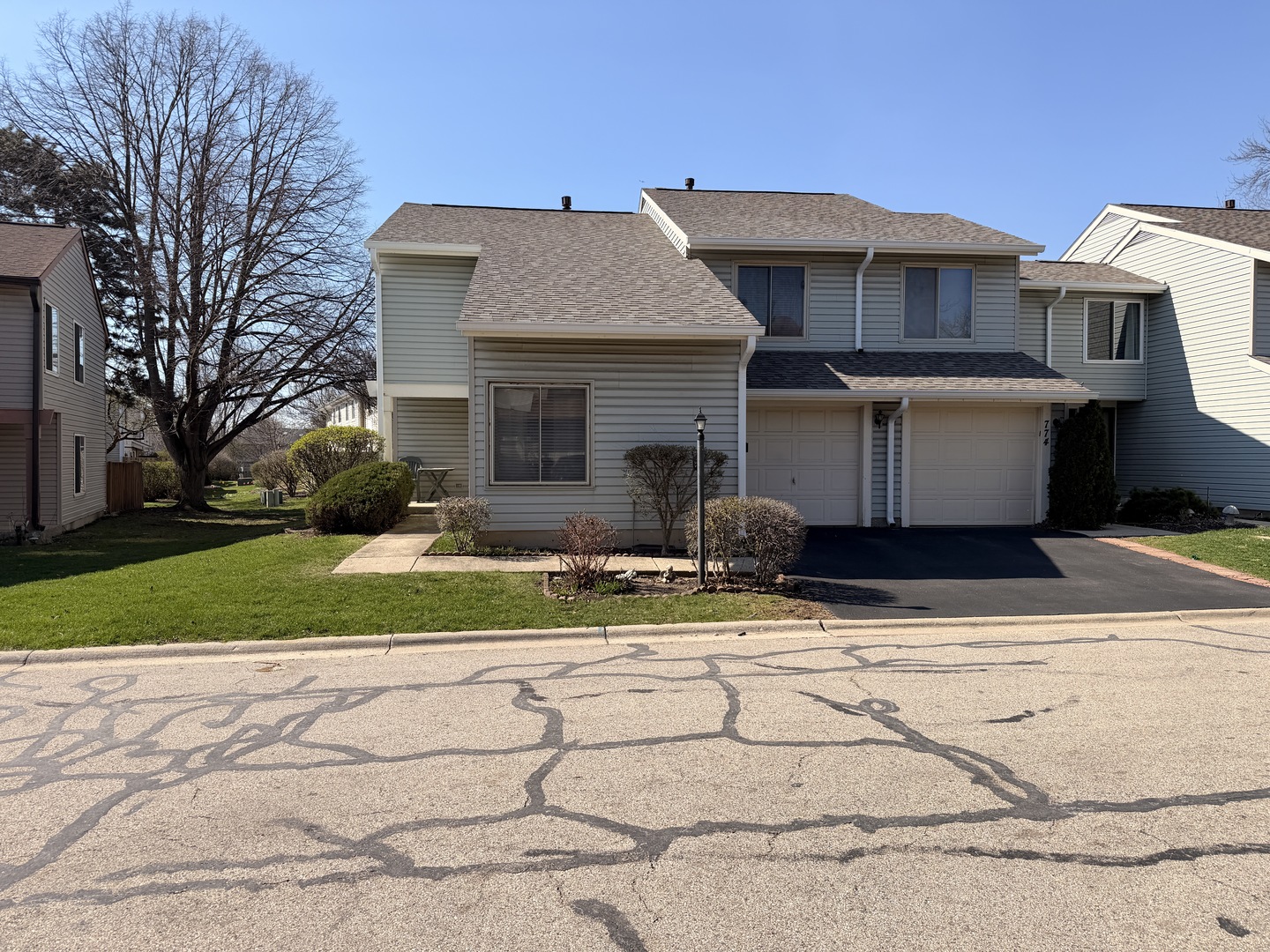 772 Colorado Court Carol Stream IL 60188