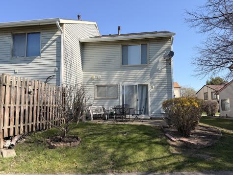 772 Colorado Court Carol Stream IL 60188