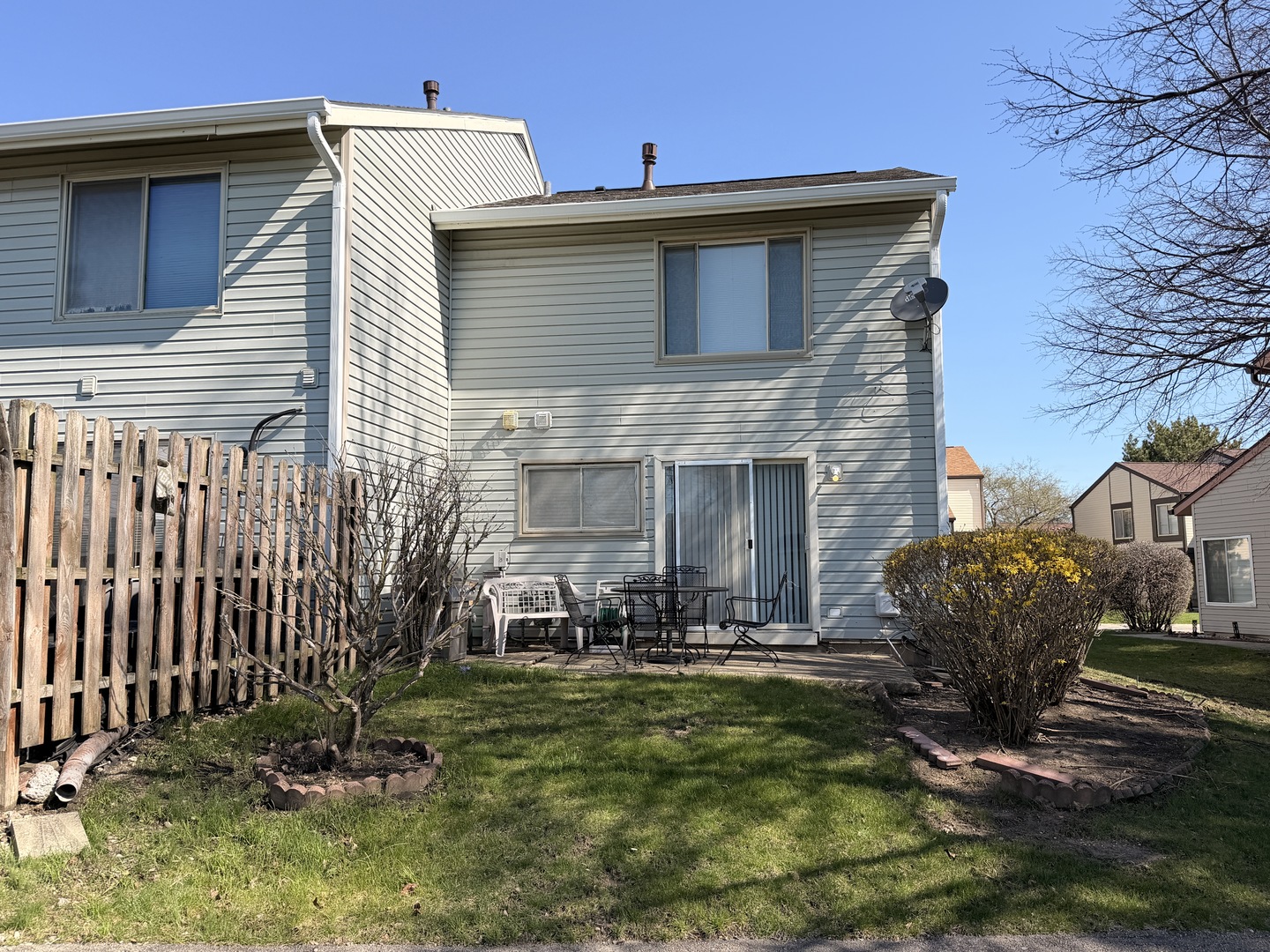 772 Colorado Court Carol Stream IL 60188