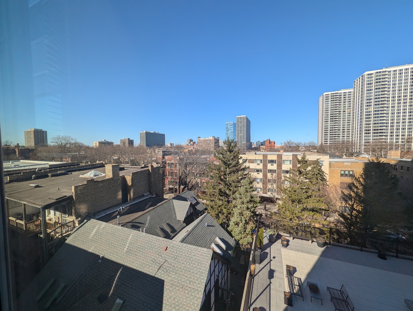 720 West Gordon Terrace Chicago IL 60613