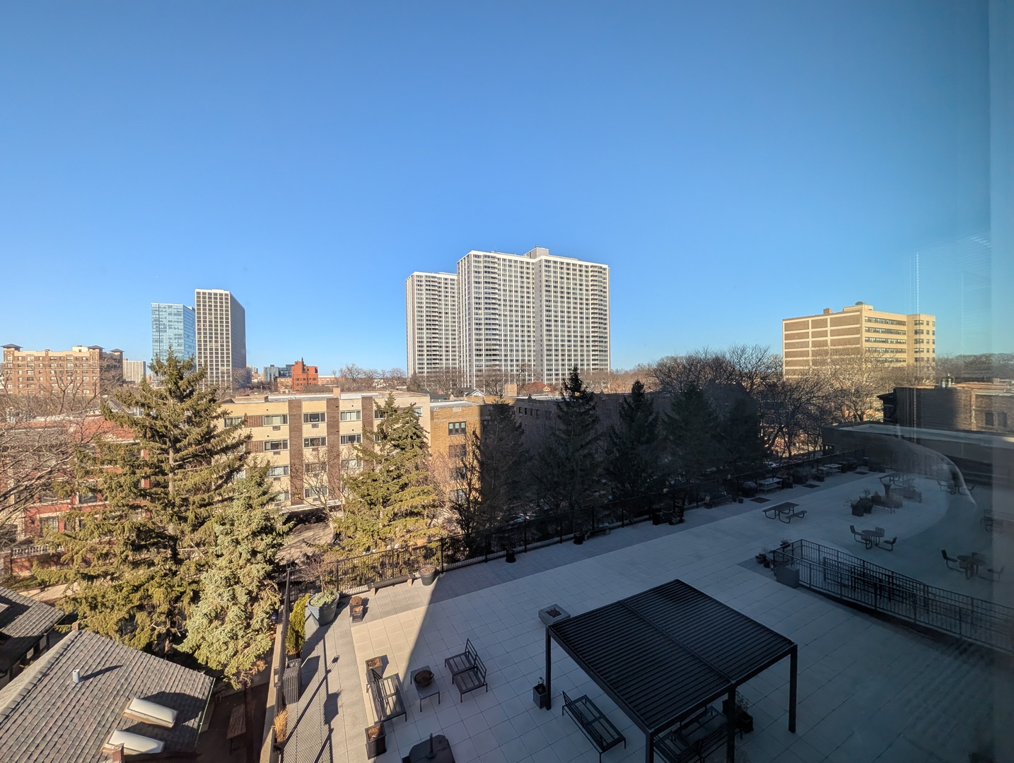 720 West Gordon Terrace Chicago IL 60613