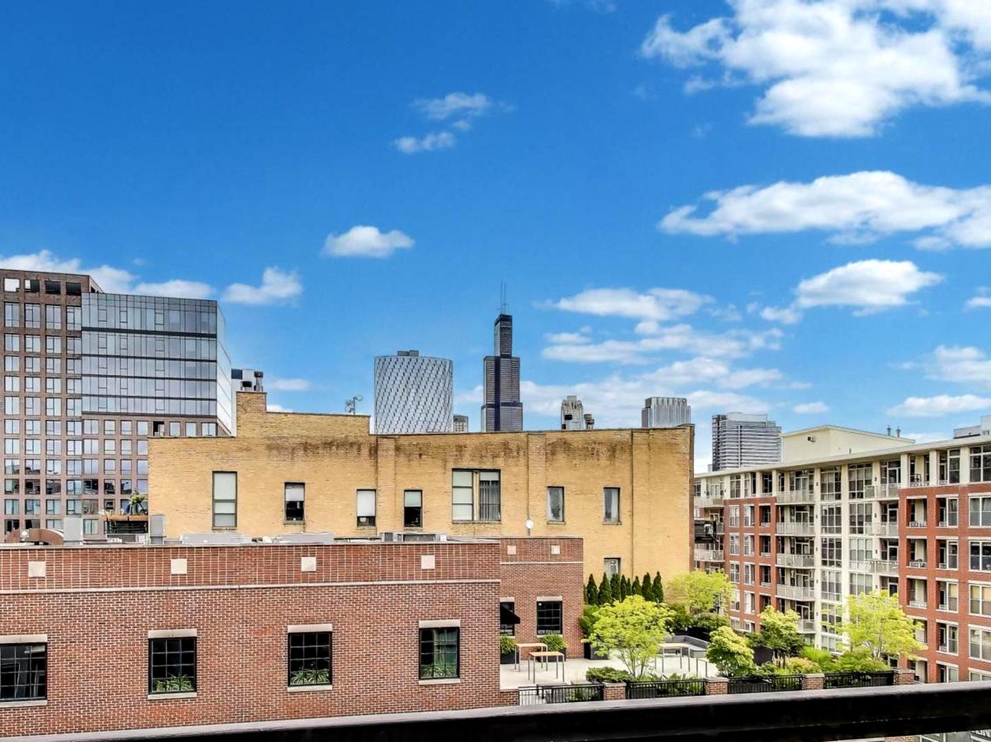 6 North Carpenter Street Chicago IL 60607