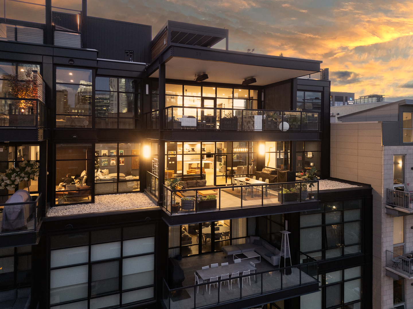 6 North Carpenter Street Chicago IL 60607