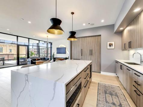 6 North Carpenter Street Chicago IL 60607