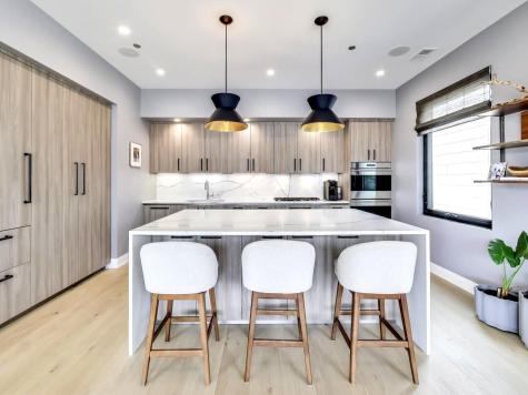 6 North Carpenter Street Chicago IL 60607