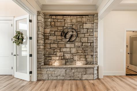 64 Kloe Lane Sycamore IL 60178