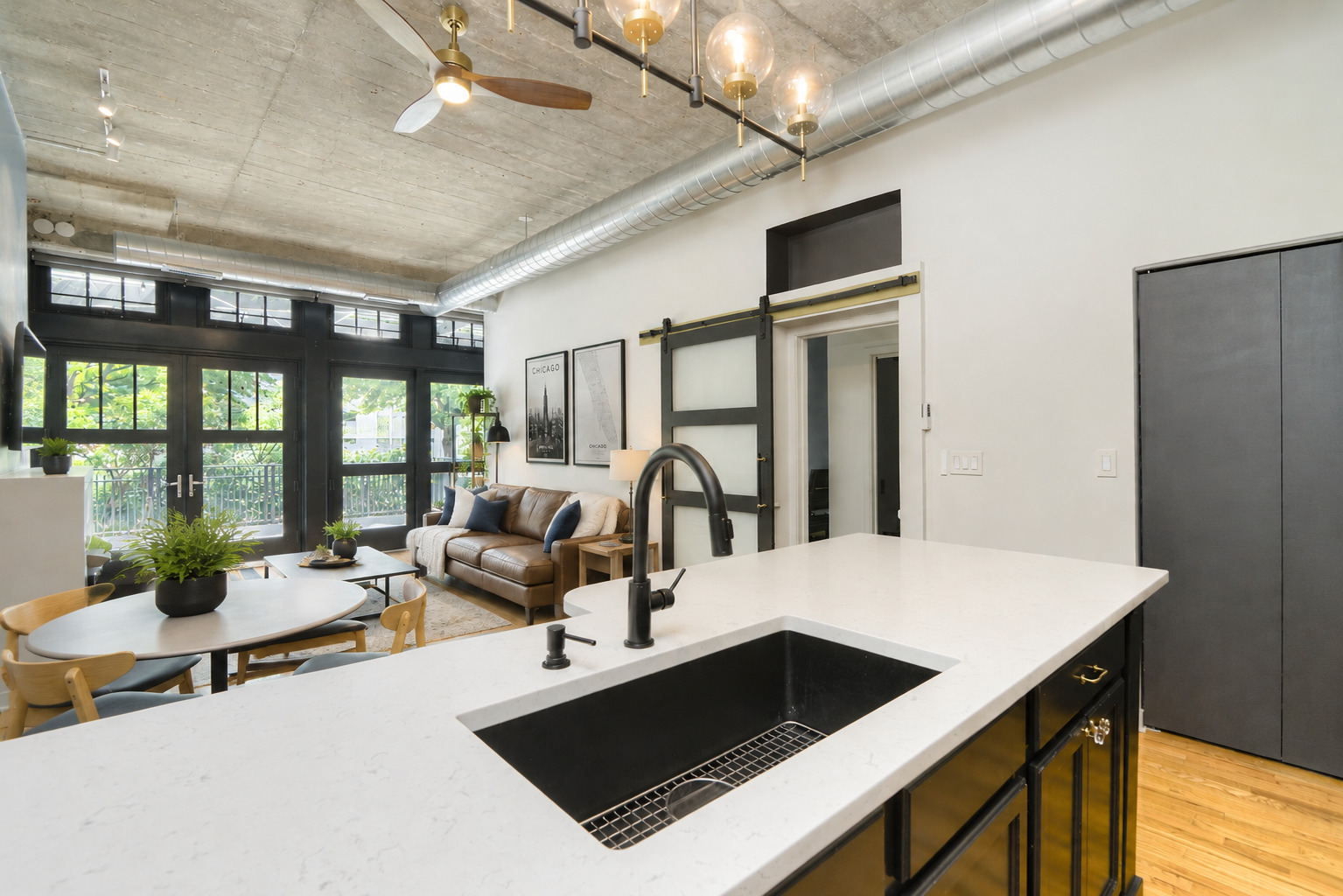 1111 West 14th Place Chicago IL 60608