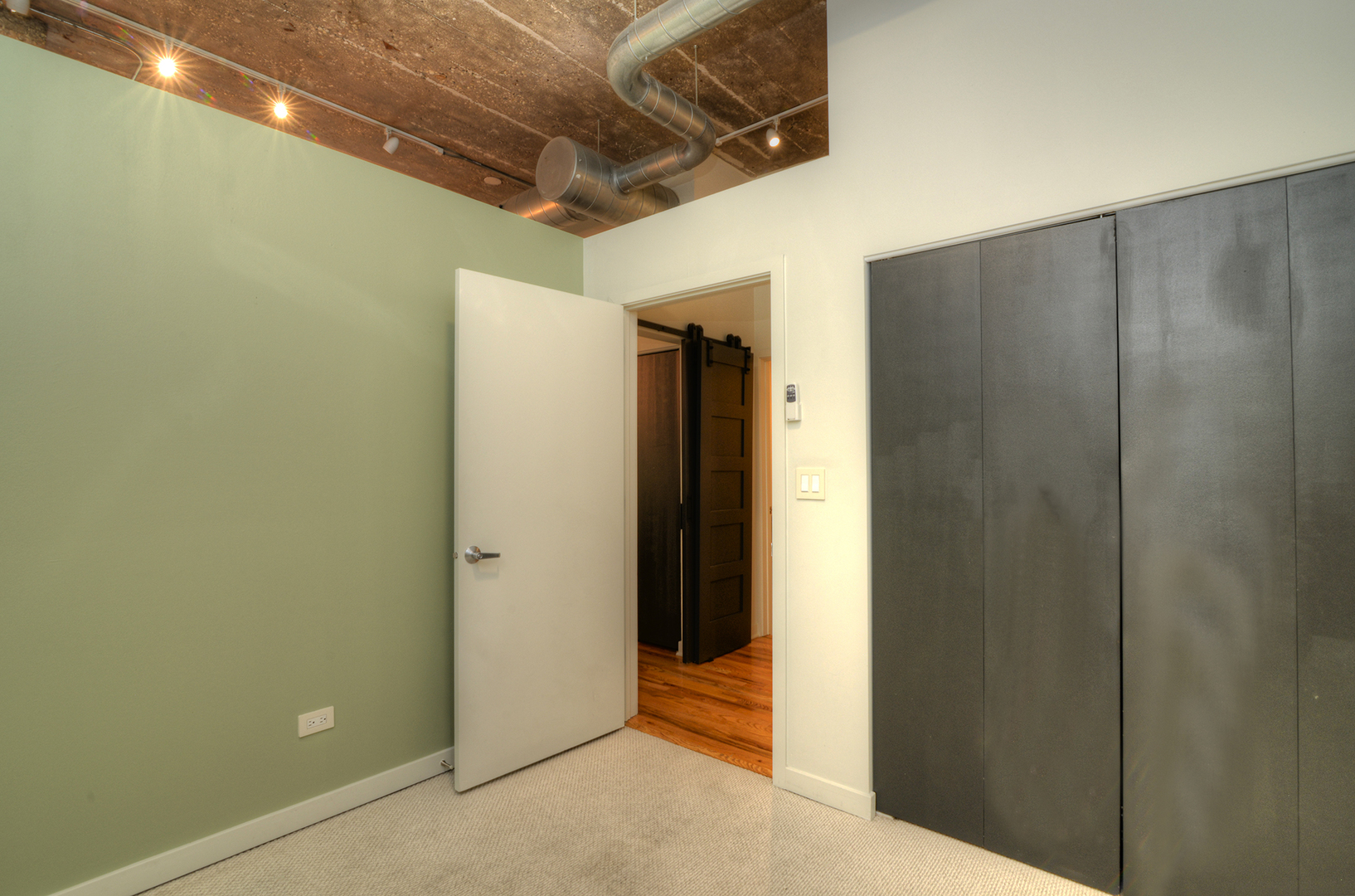 1111 West 14th Place Chicago IL 60608