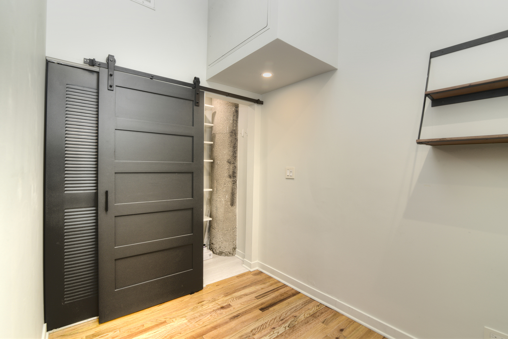 1111 West 14th Place Chicago IL 60608