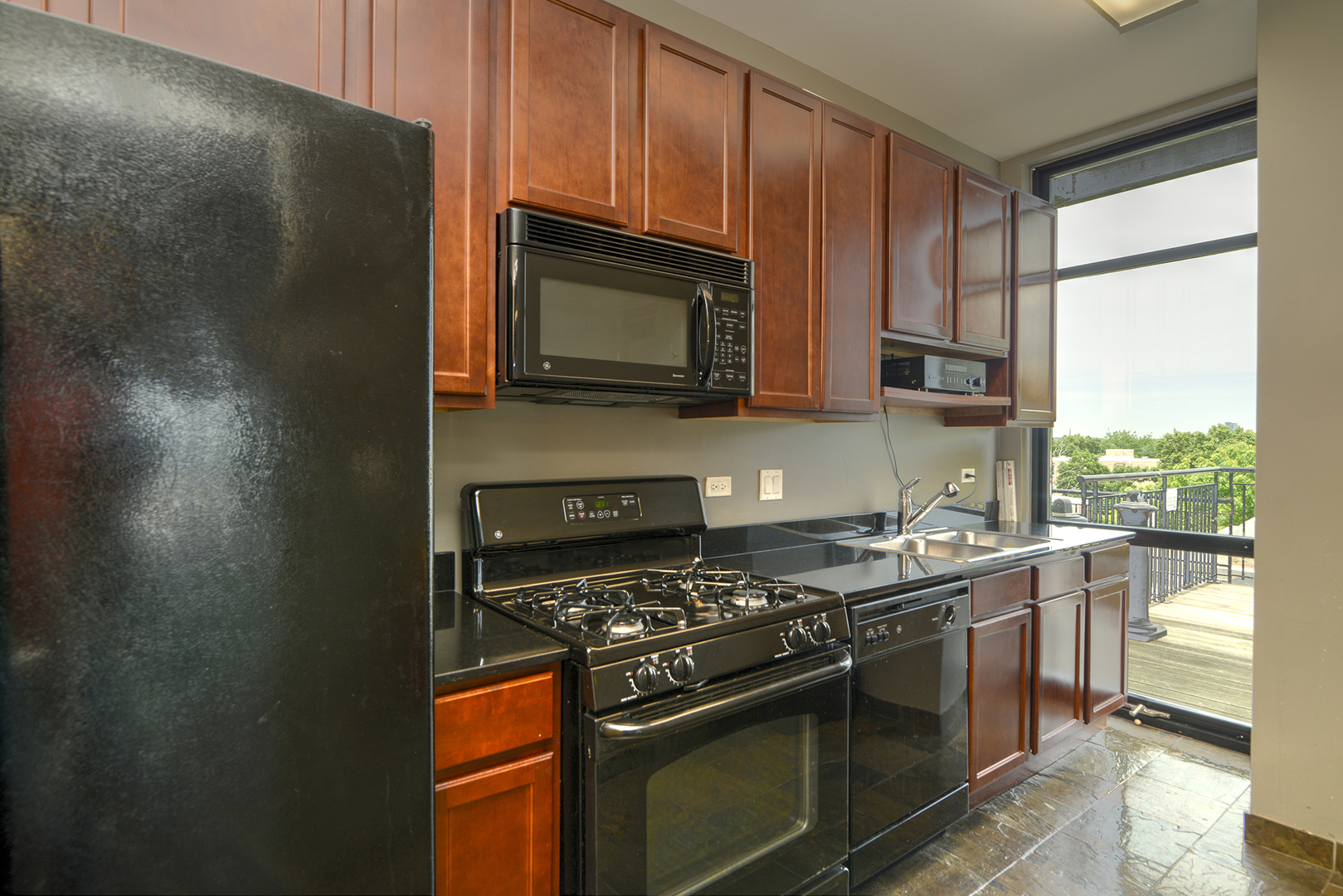 1111 West 14th Place Chicago IL 60608