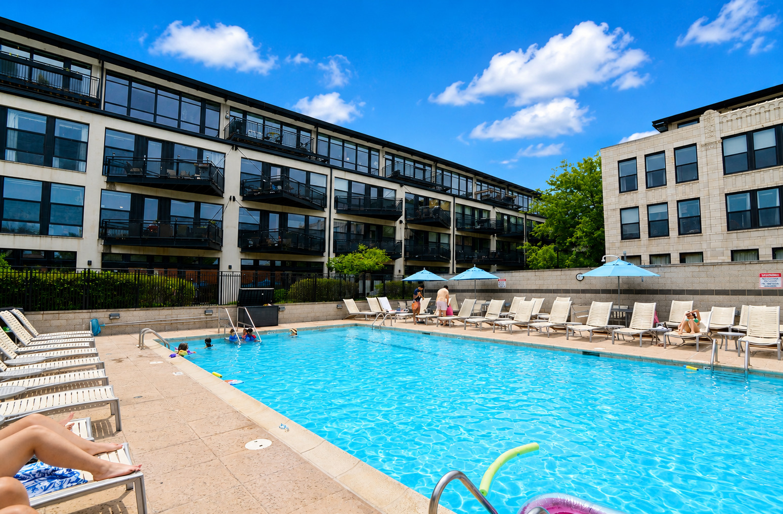 1111 West 14th Place Chicago IL 60608