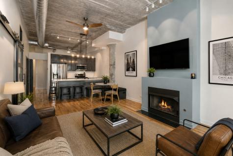 1111 West 14th Place Chicago IL 60608