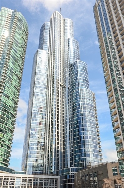 Chicago IL, 1211 South Prairie Avenue, Unit 3401