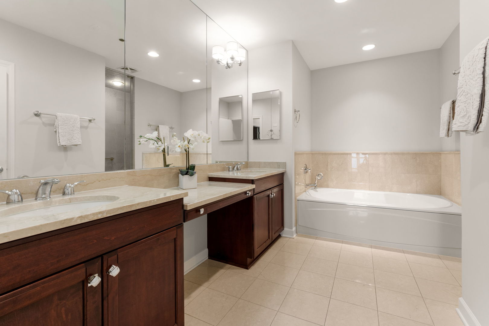 1211 South Prairie Avenue Chicago IL 60605