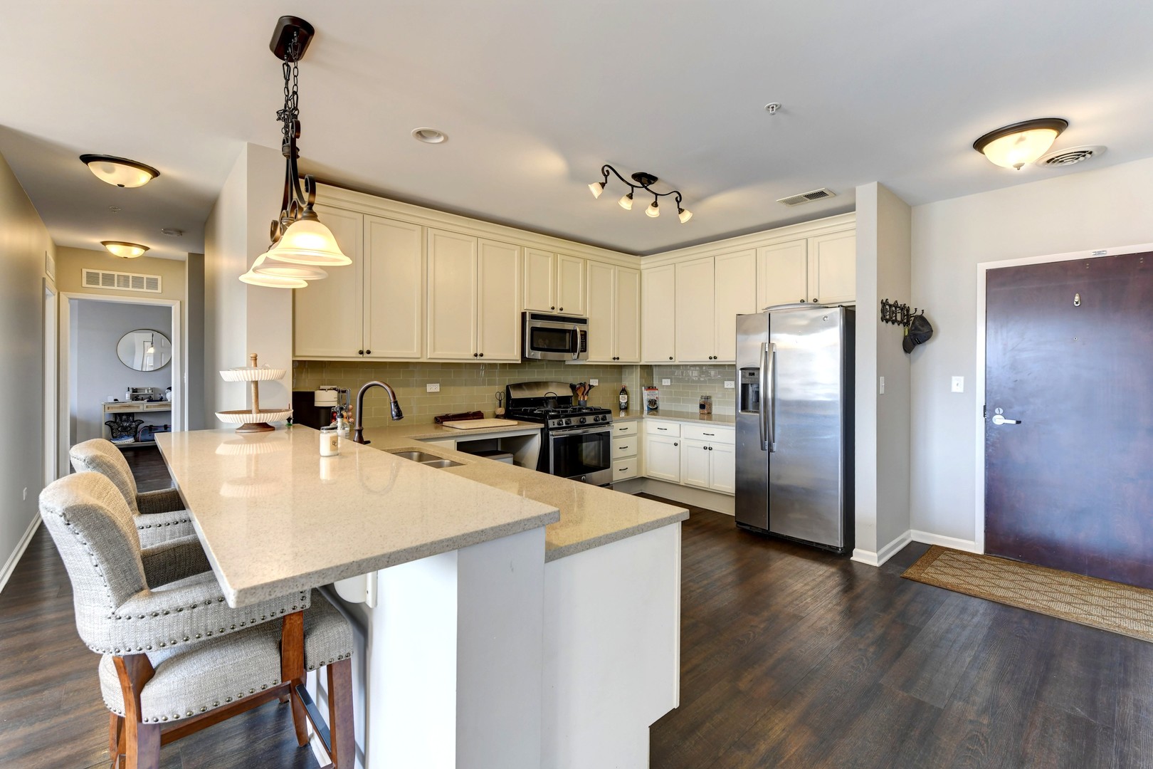 300 Village Circle Willow Springs IL 60480