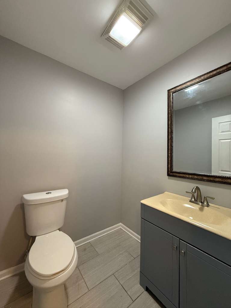 143 West Elk Trail Carol Stream IL 60188