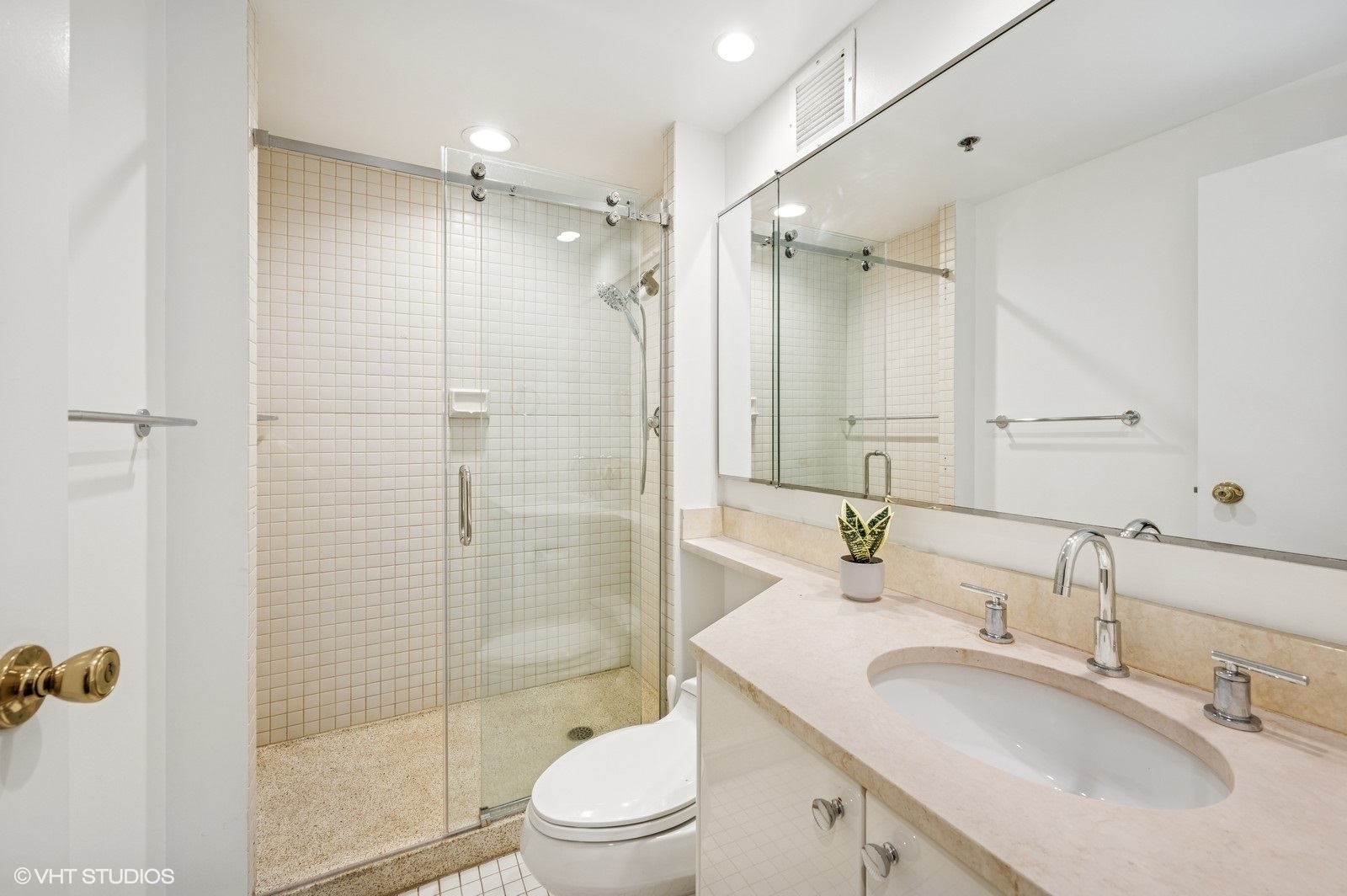 100 East Huron Street Chicago IL 60611