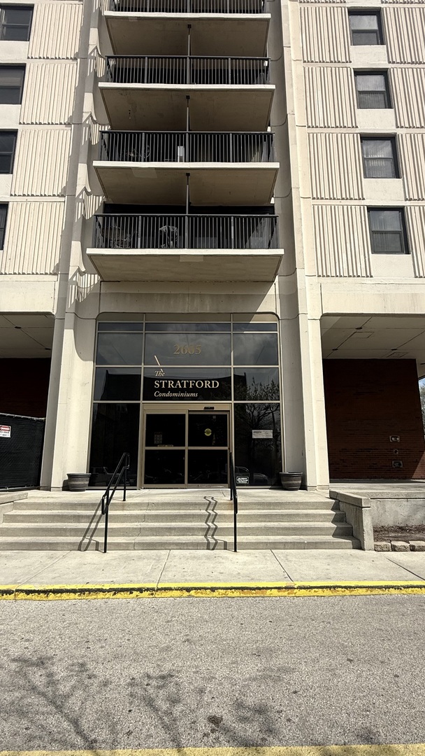 2605 South Indiana Avenue Chicago IL 60616