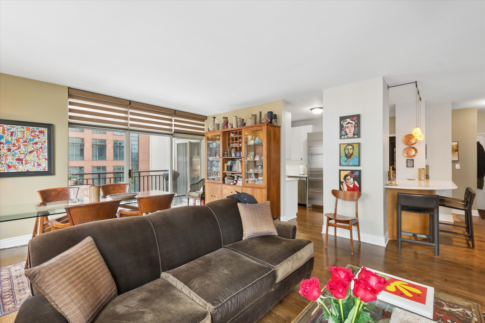21 West Chestnut Street Chicago IL 60610
