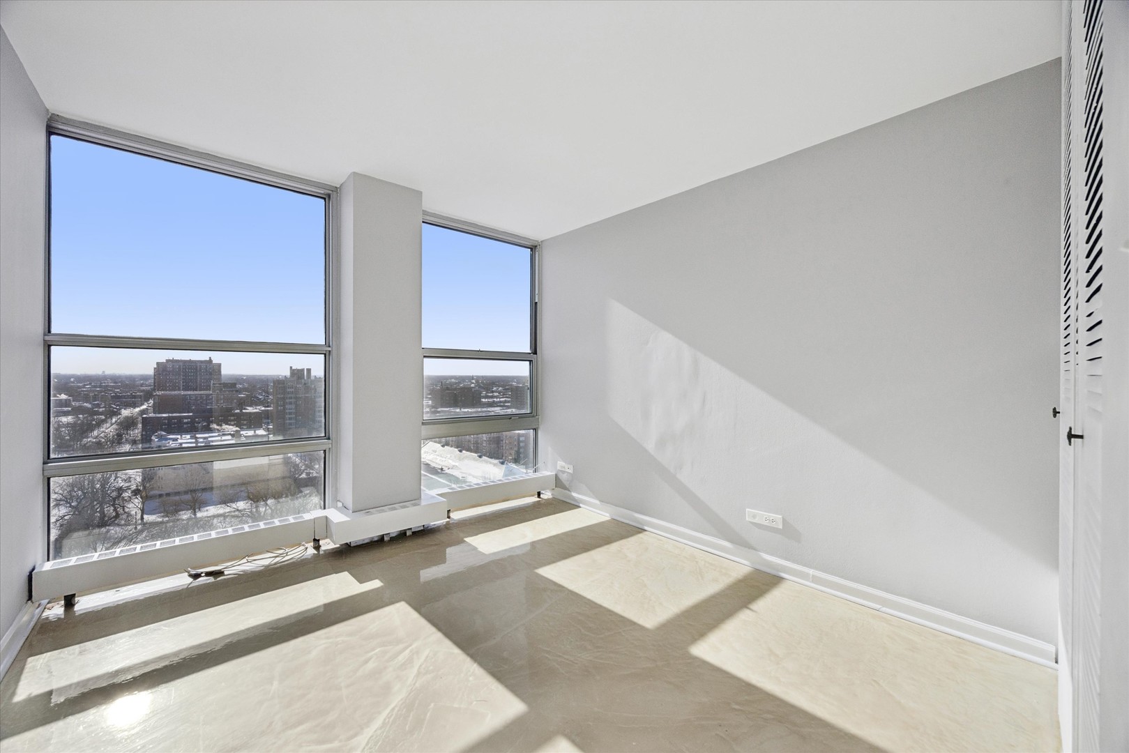 6730 South South Shore Drive Chicago IL 60649