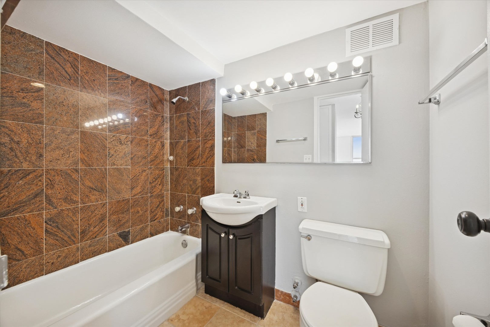 6730 South South Shore Drive Chicago IL 60649