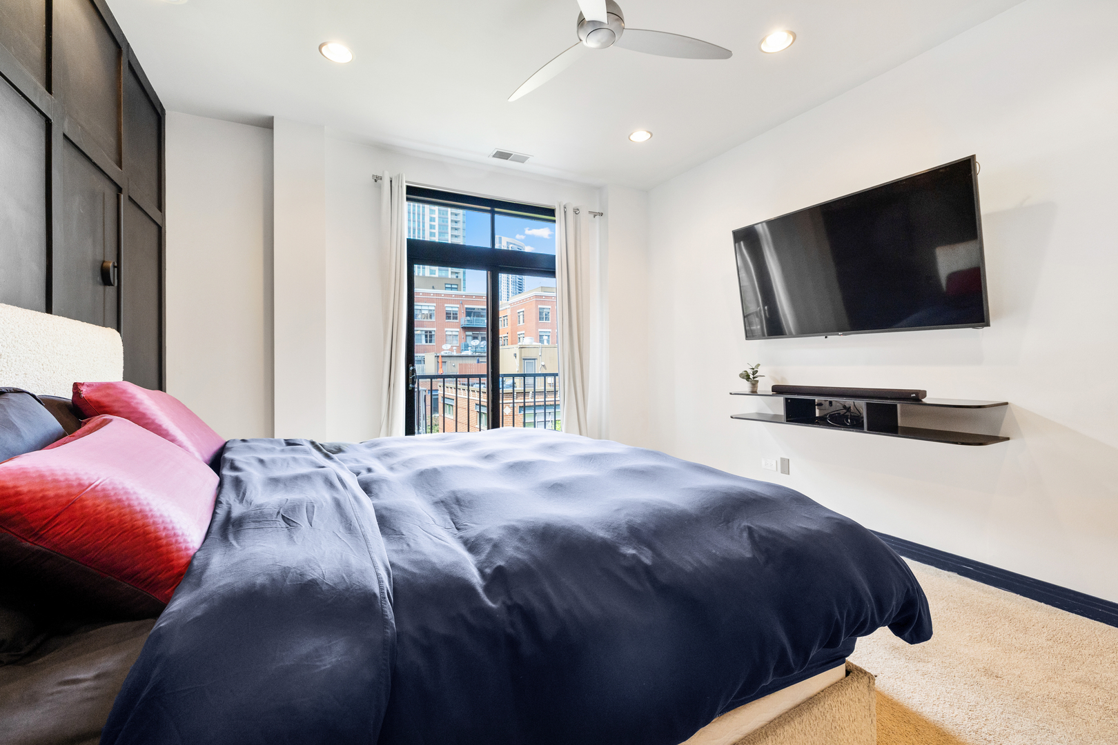 560 West Fulton Street Chicago IL 60661