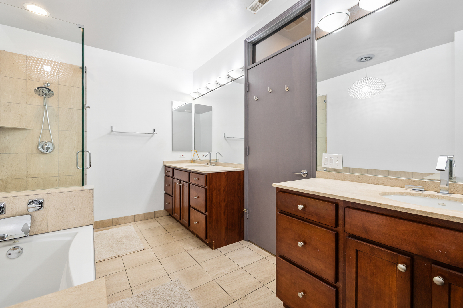 560 West Fulton Street Chicago IL 60661