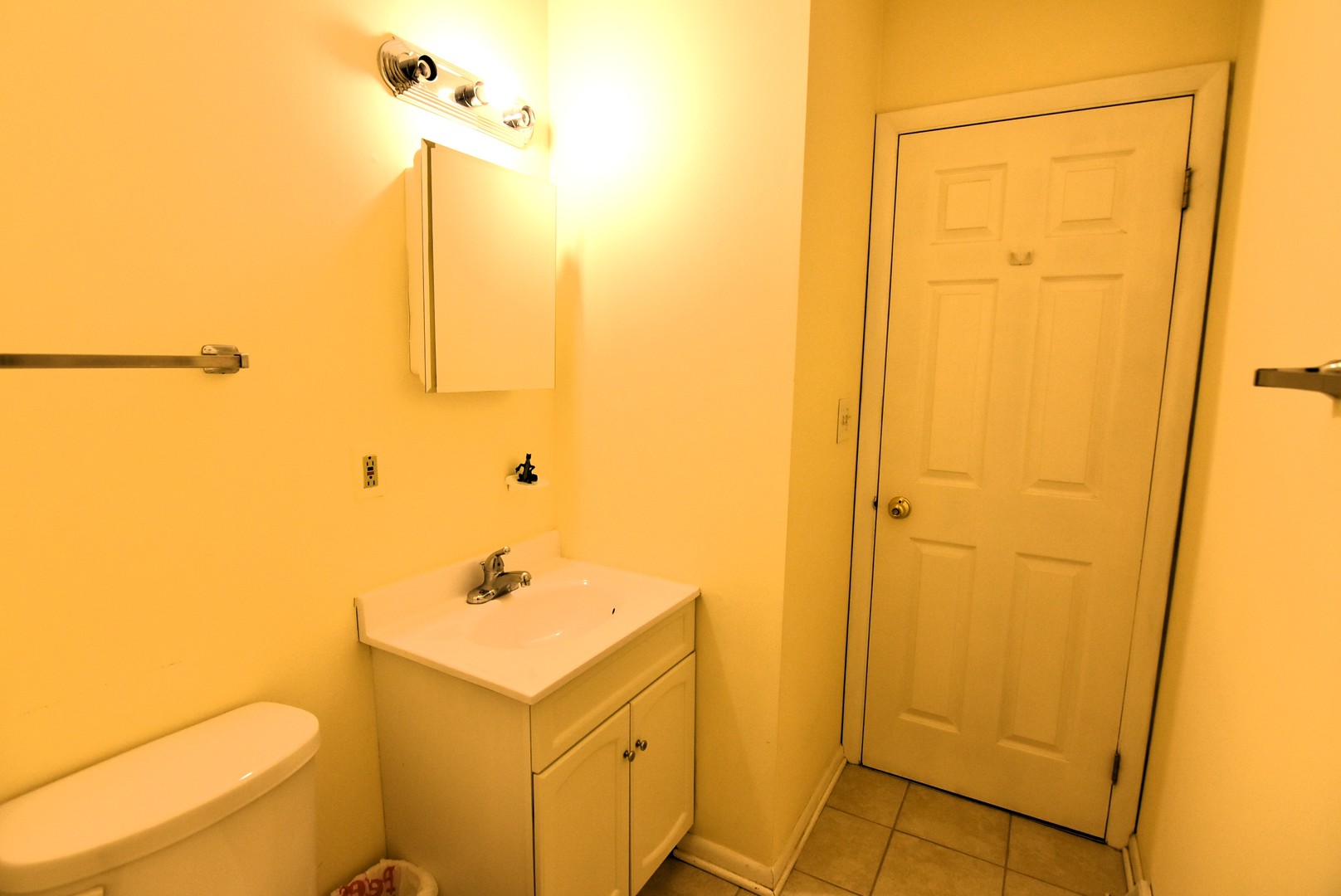 7734 Woodward Avenue Woodridge IL 60517