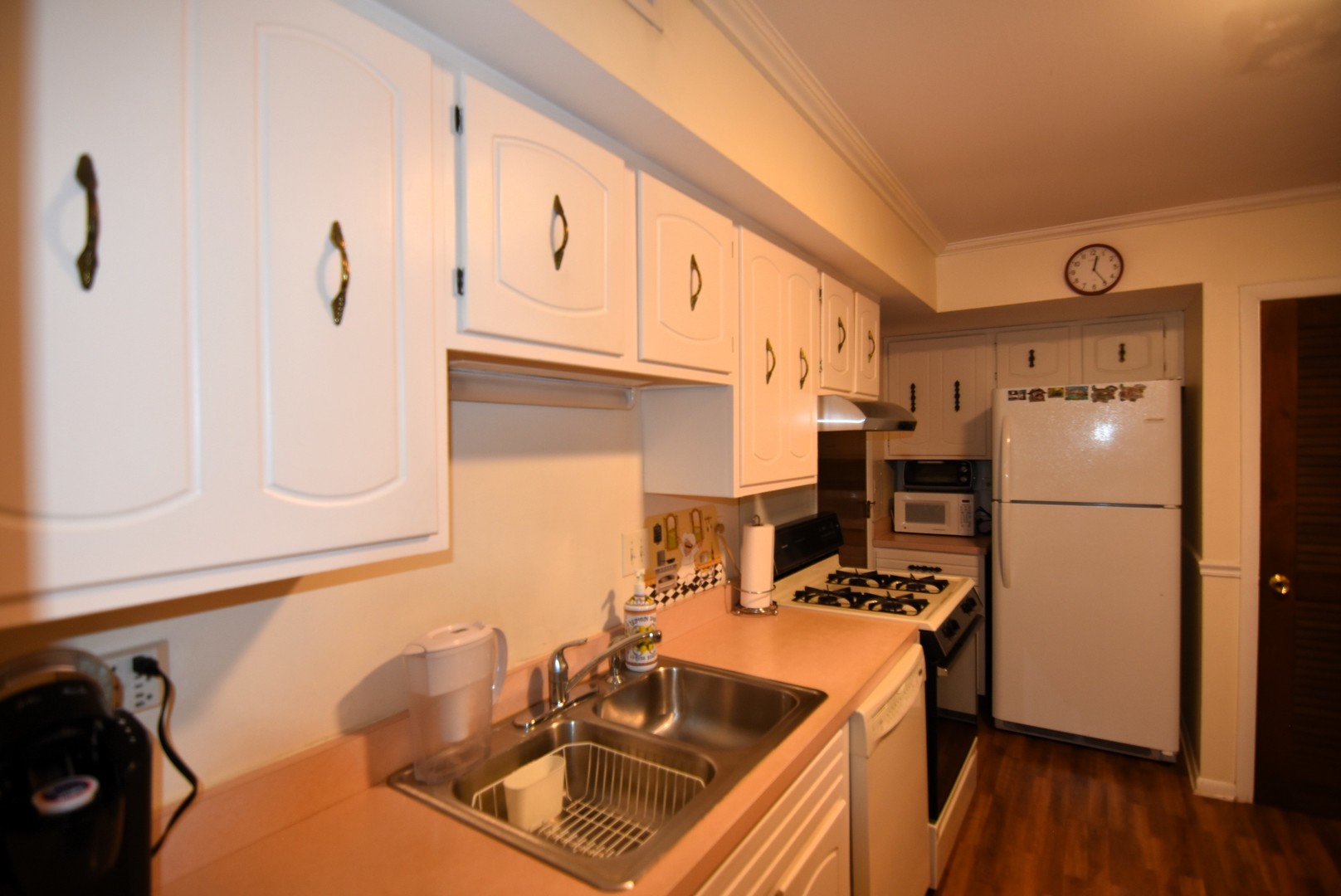 7734 Woodward Avenue Woodridge IL 60517