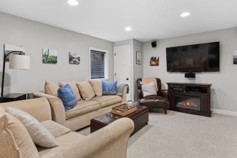 30404 Fowler Circle Warrenville IL 60555