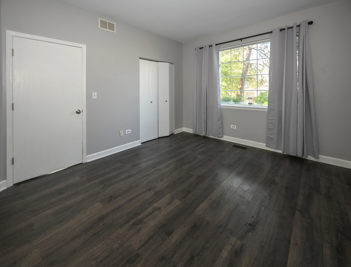 150 East Lake Ridge Drive Glendale Heights IL 60139