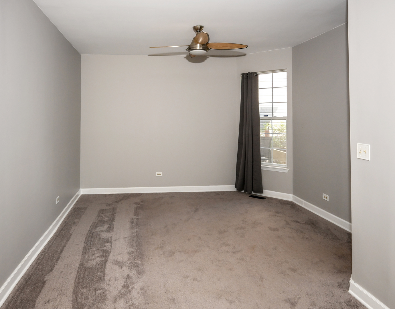 150 East Lake Ridge Drive Glendale Heights IL 60139