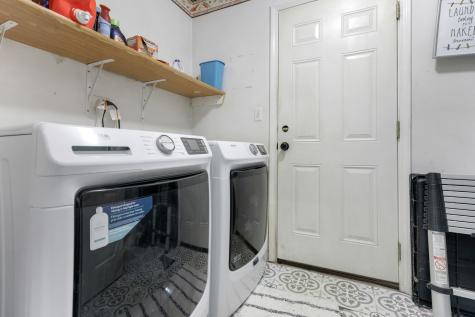 236 Norfolk Court Roselle IL 60172