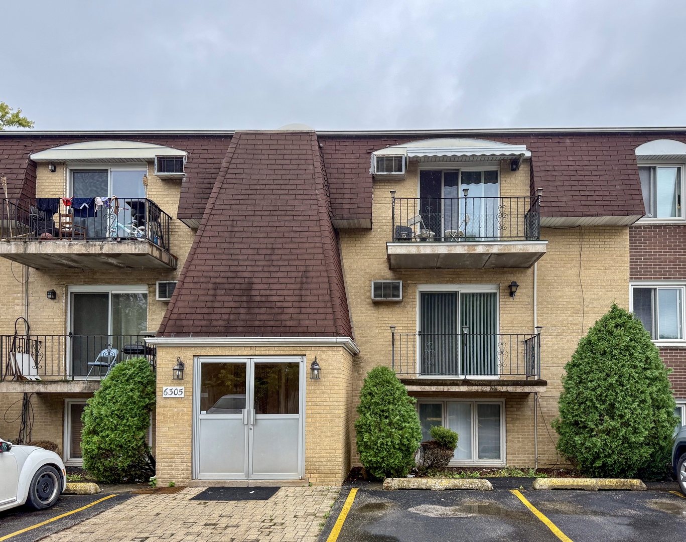 6305 Joliet Road Countryside IL 60525