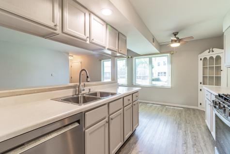414 Inverrary Lane Deerfield IL 60015