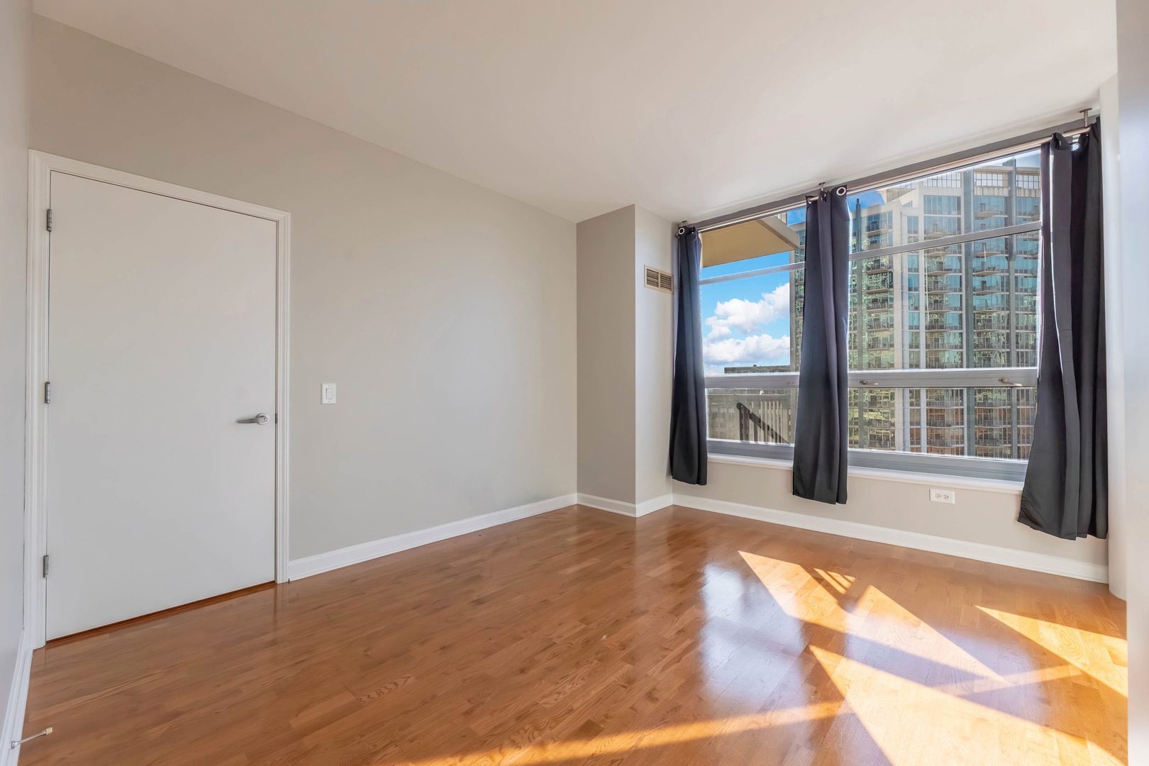 1600 South Prairie Avenue Chicago IL 60616