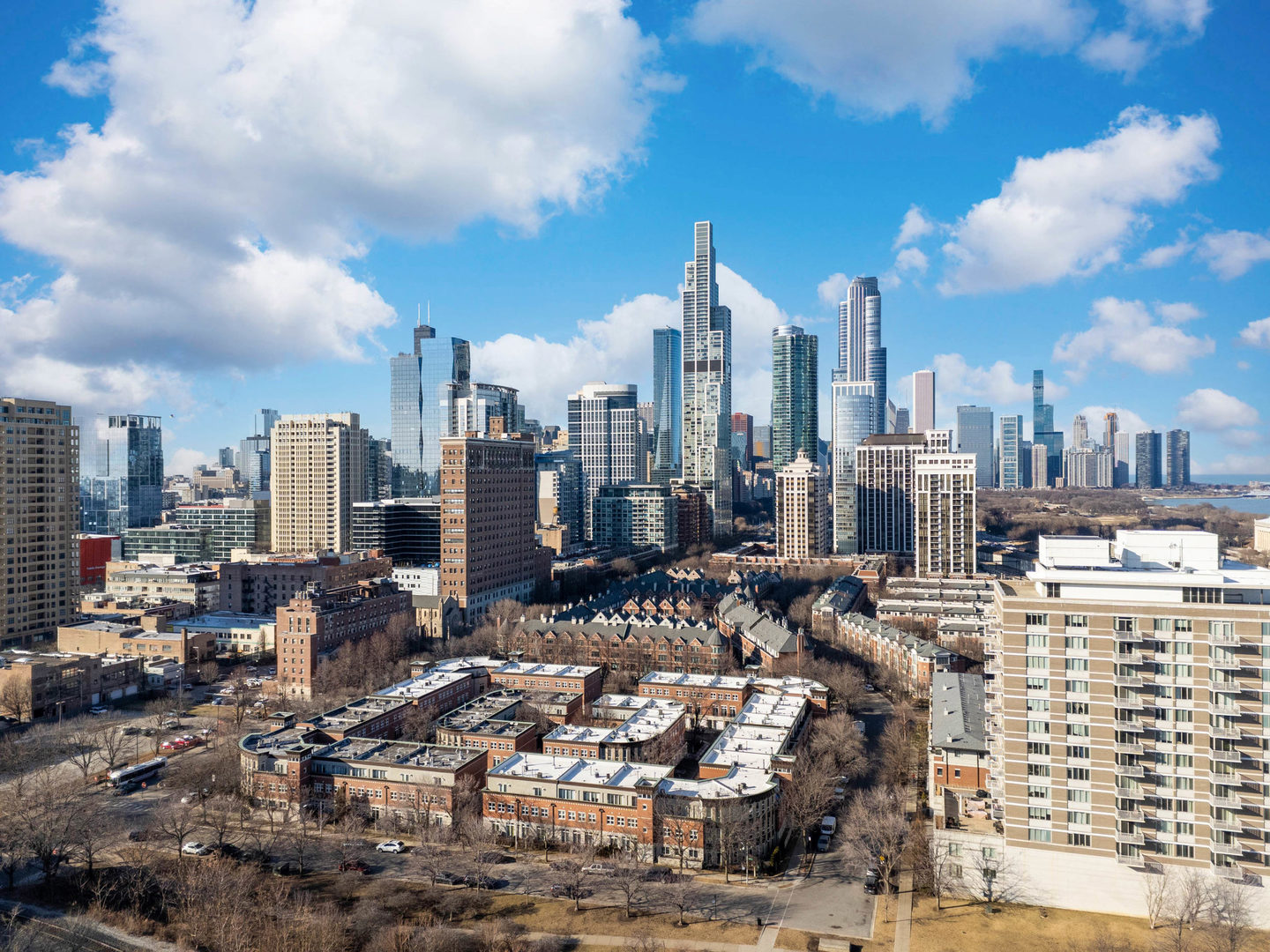 1600 South Prairie Avenue Chicago IL 60616