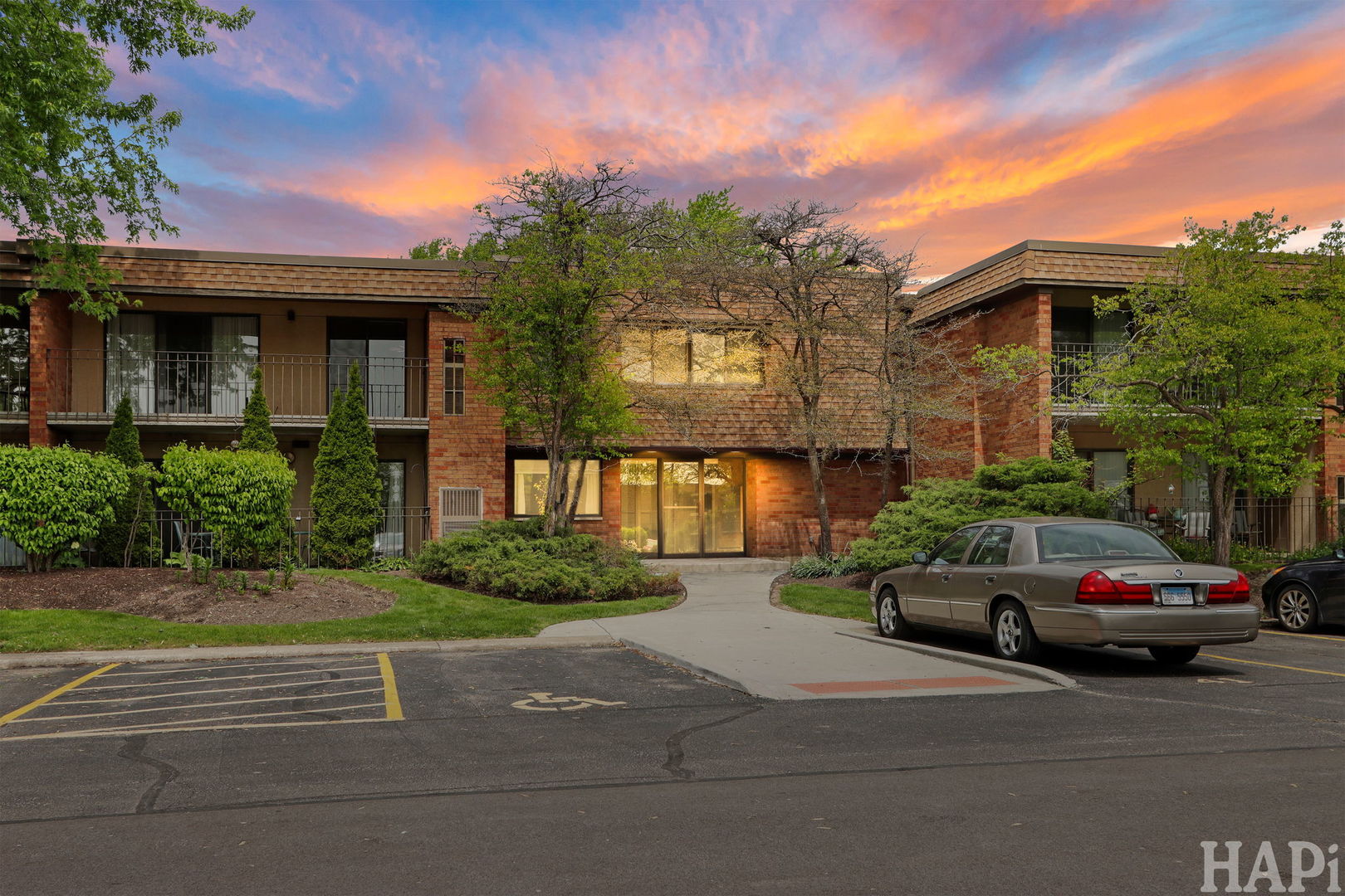 70 Old Oak Drive Buffalo Grove IL 60089